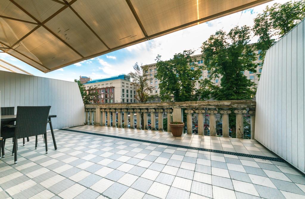 Kreschatik 21 With Terrace 2Br Kiev Exteriör bild