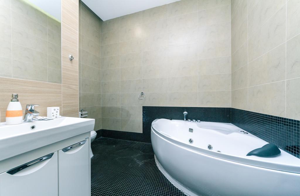Kreschatik 21 With Terrace 2Br Kiev Exteriör bild