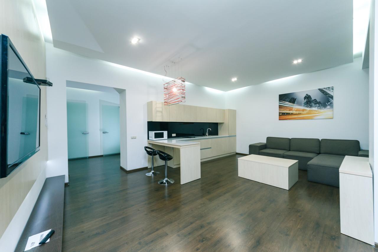 Kreschatik 21 With Terrace 2Br Kiev Exteriör bild