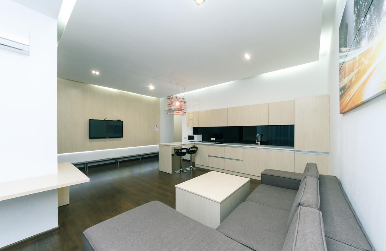Kreschatik 21 With Terrace 2Br Kiev Exteriör bild