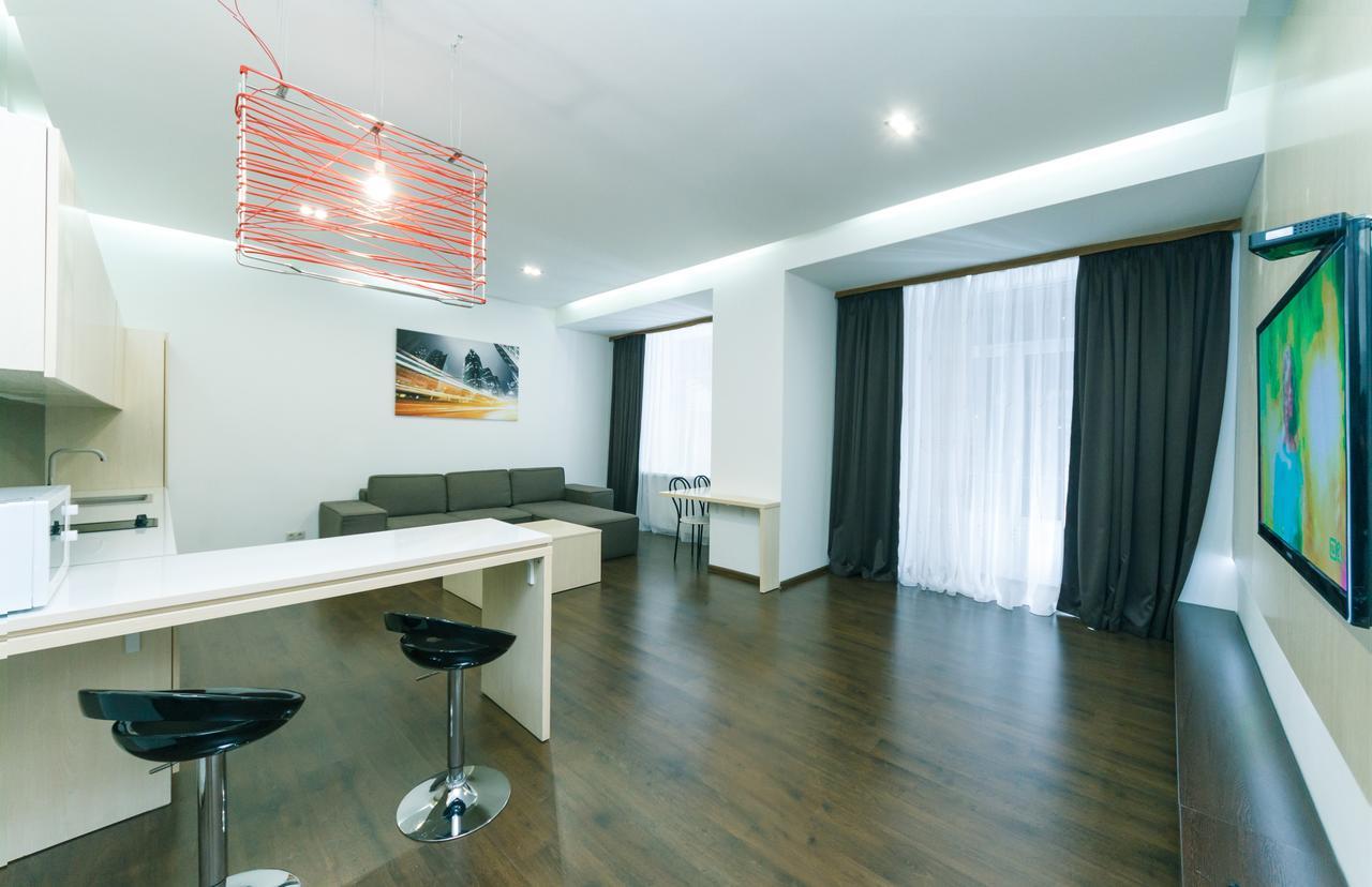 Kreschatik 21 With Terrace 2Br Kiev Exteriör bild